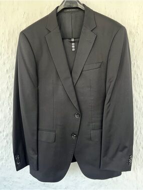 Hugo Boss Black Two-Button Men's Suit